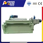 Rotační odkorňovací stroj na dýhu na dřevěné jádro